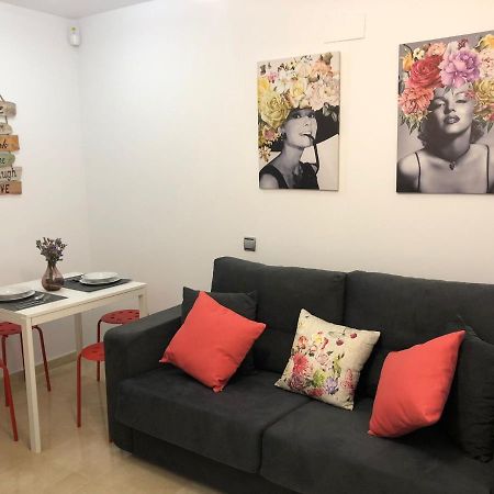 Ferienwohnung Apartamento Recien Reformado A 300 Metros De La Playa, Benalmádena Exterior foto