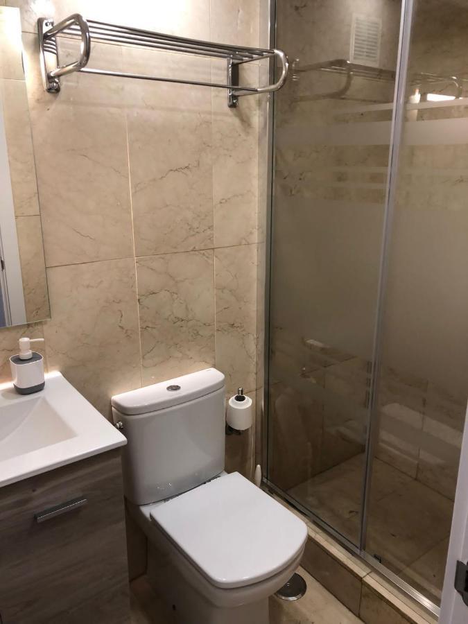 Ferienwohnung Apartamento Recien Reformado A 300 Metros De La Playa, Benalmádena Exterior foto